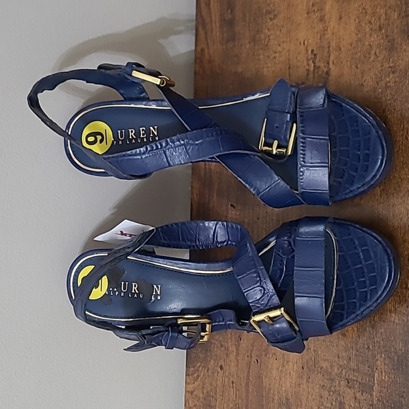NWT Lauren Ralph Lauren Navy Strappy Platform Croc Embossed Heels size 9 - Picture 2 of 14